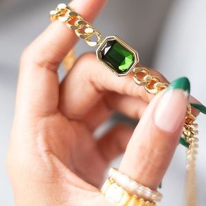 SHORT & SUITE Swarovski Gem Choker Necklace